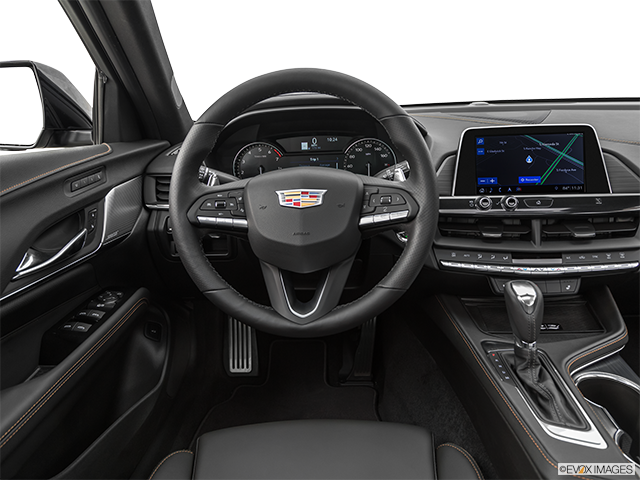 2024 Cadillac CT4-V | Steering wheel/Center Console