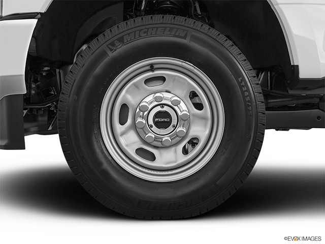 2024 Ford F-250 Super Duty | Front Drivers side wheel at profile