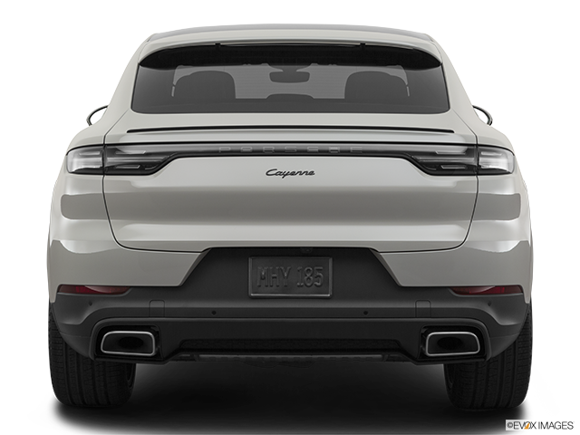 2023 Porsche Cayenne Coupé | Low/wide rear
