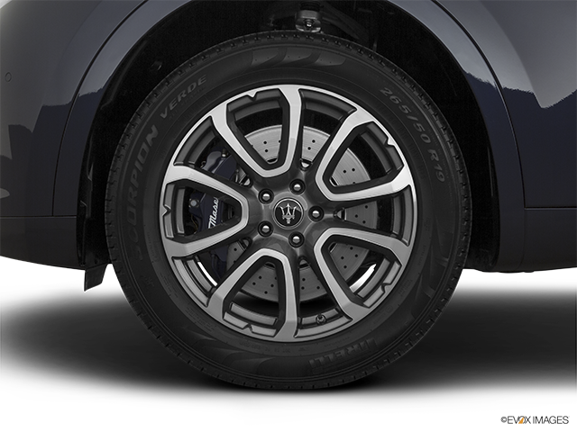 2023 Maserati Levante | Front Drivers side wheel at profile