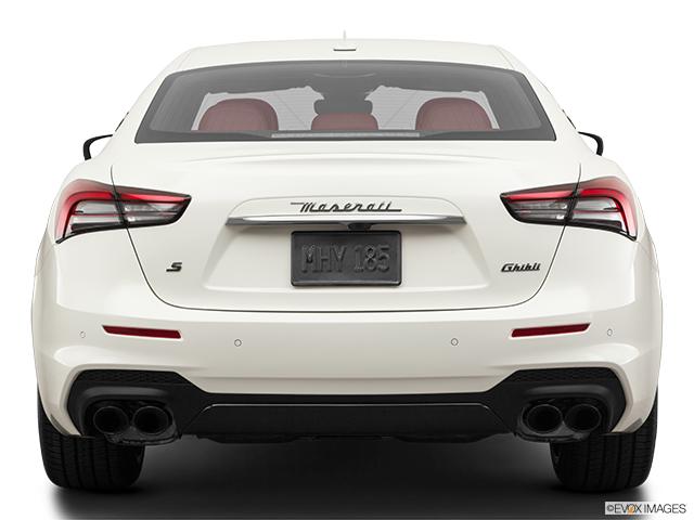 2022 Maserati Ghibli | Low/wide rear