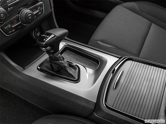 2023 Dodge Charger | Gear shifter/center console
