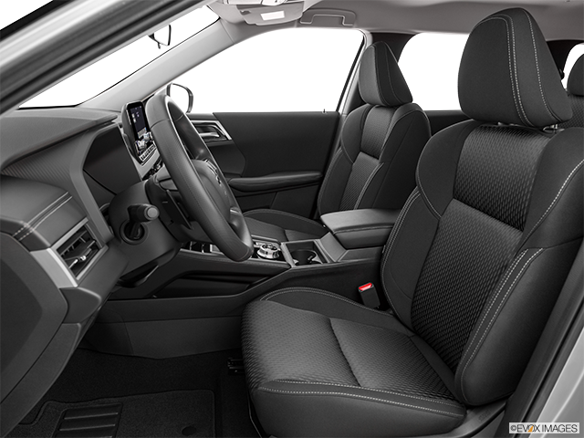 2023 Mitsubishi Outlander | Front seats from Drivers Side