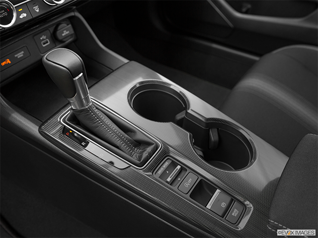 2023 Honda Civic Sedan | Gear shifter/center console