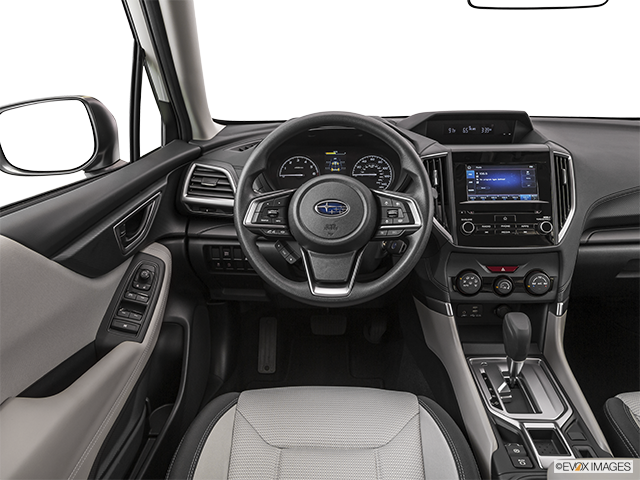 2023 Subaru Forester | Steering wheel/Center Console