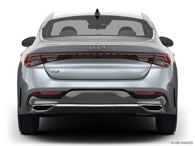2022 Kia K5 | Low/wide rear