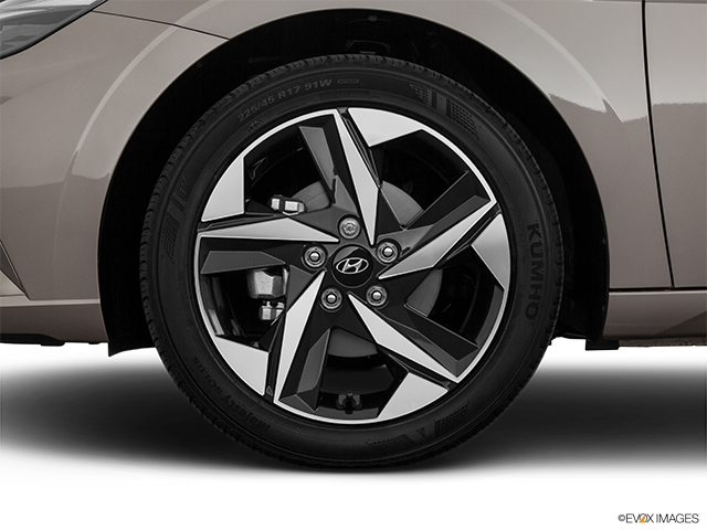 2022 Hyundai Elantra | Front Drivers side wheel at profile