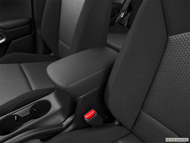 2023 Kia Soul | Front center console with closed lid, from driver’s side looking down