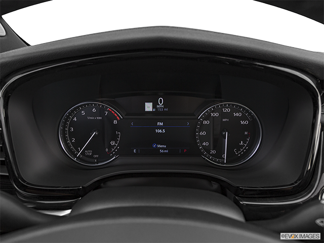 2022 Cadillac XT6 | Speedometer/tachometer