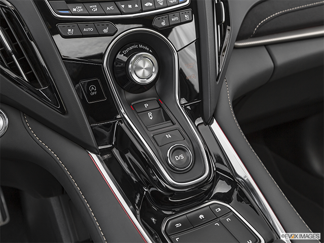 2022 Acura RDX | Gear shifter/center console