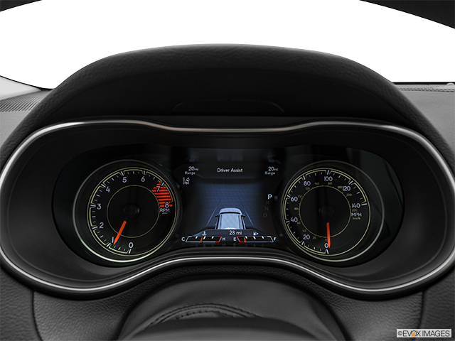2021 Jeep Cherokee | Speedometer/tachometer