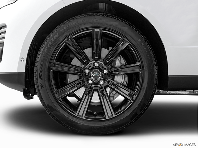 2022 Land Rover Range Rover | Front Drivers side wheel at profile