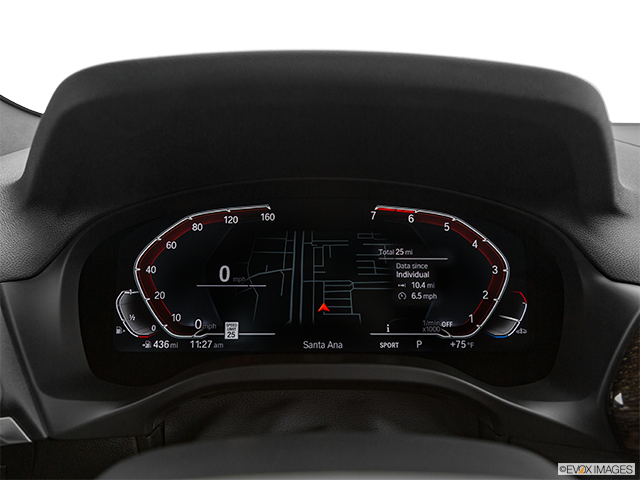 2022 BMW X3 | Speedometer/tachometer