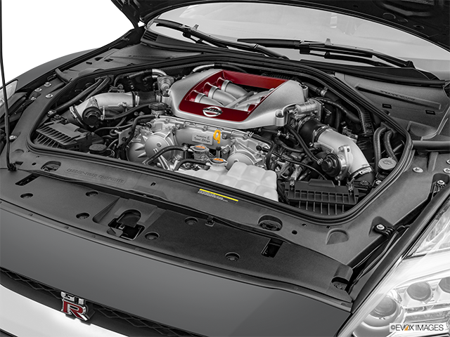2021 Nissan GT-R | Engine