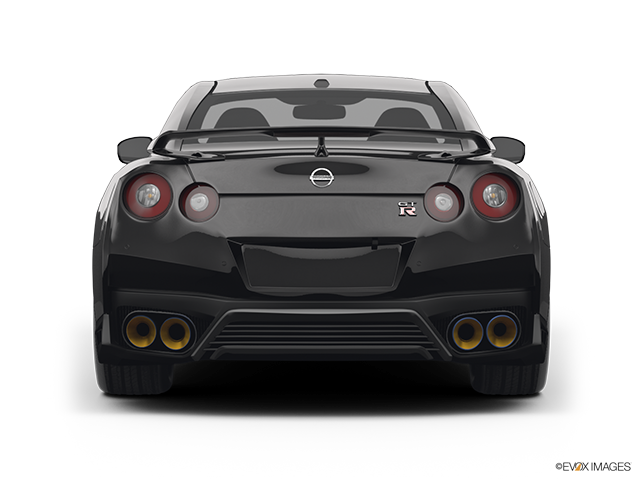 2021 Nissan GT-R | Low/wide rear