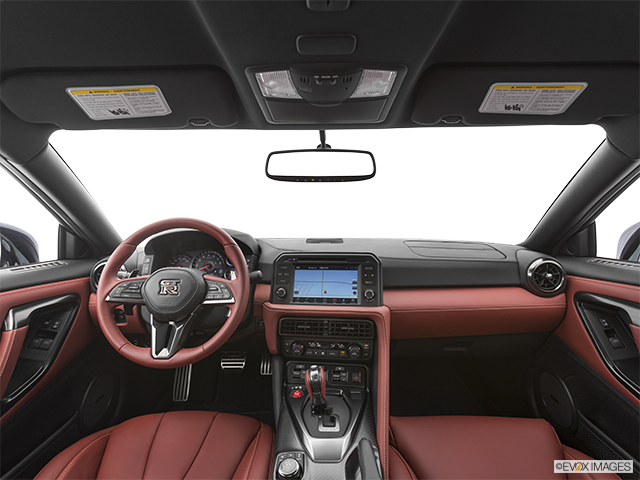 2023 Nissan GT-R | Centered wide dash shot
