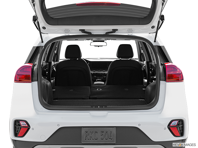 2023 Kia Niro | Hatchback & SUV rear angle