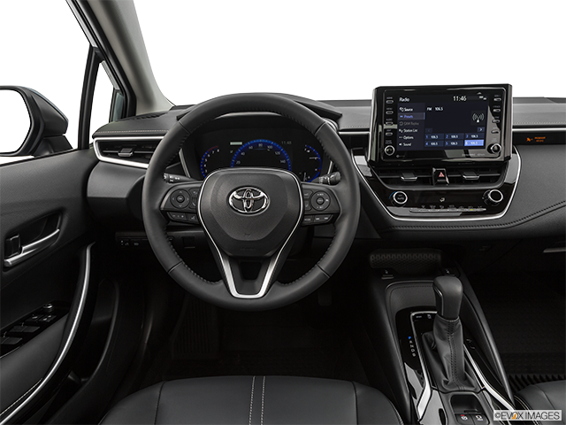 2022 Toyota Corolla | Steering wheel/Center Console