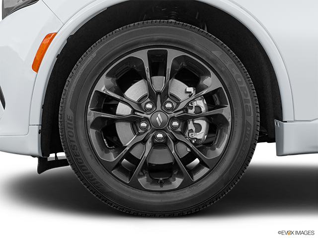2022 Dodge Durango | Front Drivers side wheel at profile