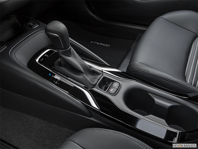 2023 Toyota Corolla | Gear shifter/center console