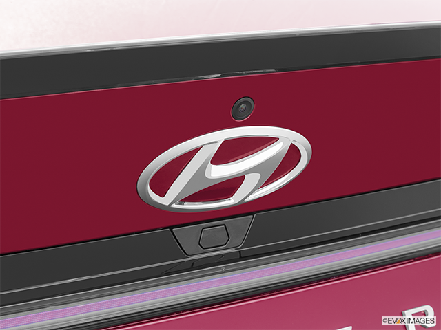 2022 Hyundai Elantra N Line | Rear manufacturer badge/emblem