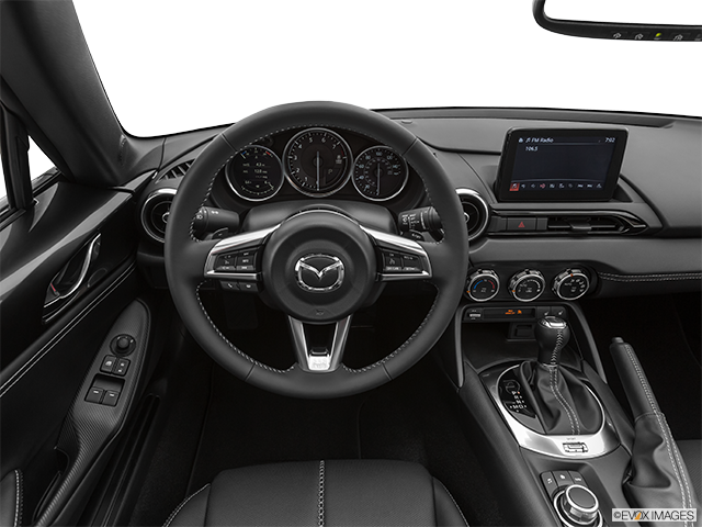2023 Mazda MX-5 | Steering wheel/Center Console