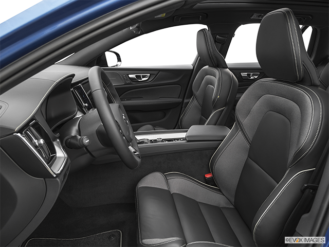 2022 Volvo V60 | Front seats from Drivers Side