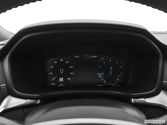 2022 Volvo V60 | Speedometer/tachometer