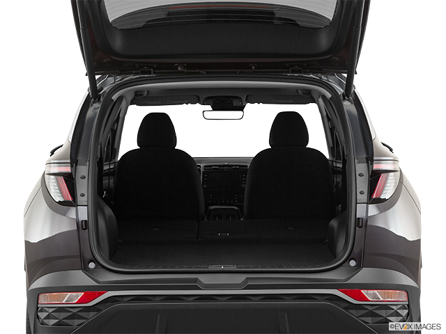2023 Hyundai Tucson | Hatchback & SUV rear angle