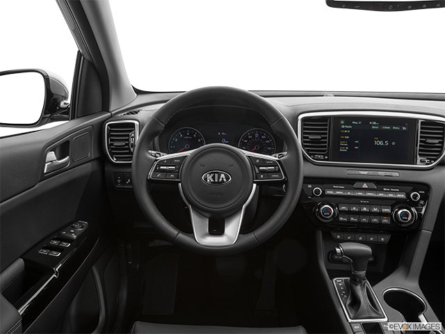 2024 Kia Sportage | Steering wheel/Center Console