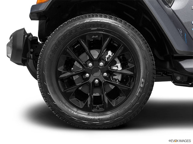 2024 Jeep Wrangler 4xe | Front Drivers side wheel at profile