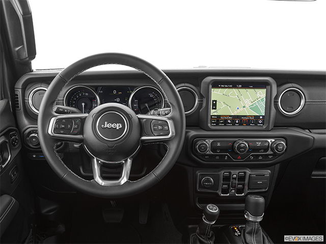 2023 Jeep Wrangler Unlimited | Steering wheel/Center Console