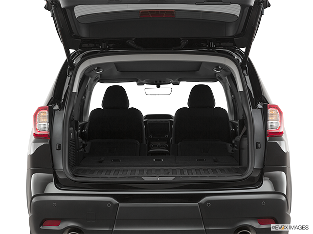 2023 Subaru Ascent | Hatchback & SUV rear angle
