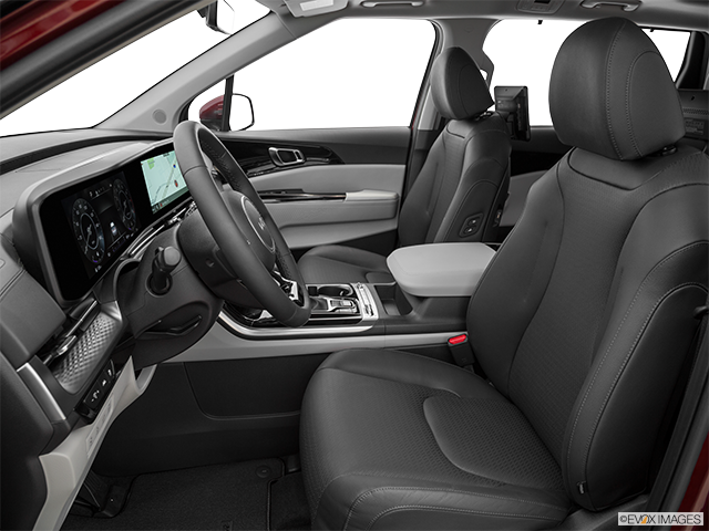 2022 Kia Carnival | Front seats from Drivers Side