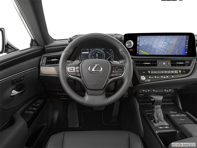 2022 Lexus ES 300h | Steering wheel/Center Console