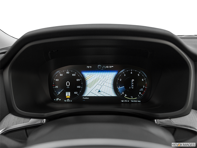 2022 Volvo V60 Cross Country | Speedometer/tachometer