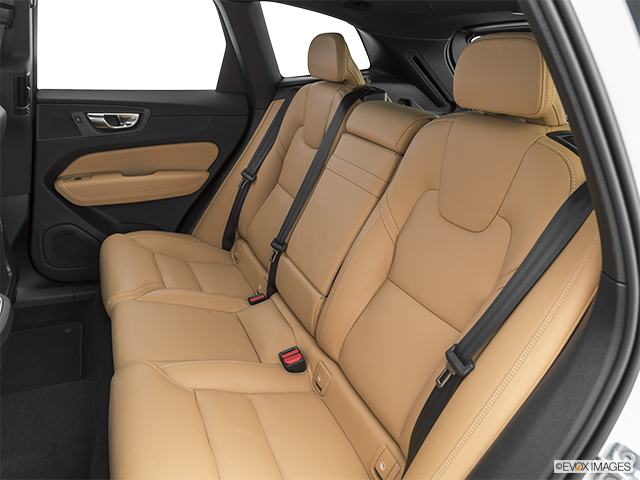 2022 Volvo XC60 | Rear seats from Drivers Side