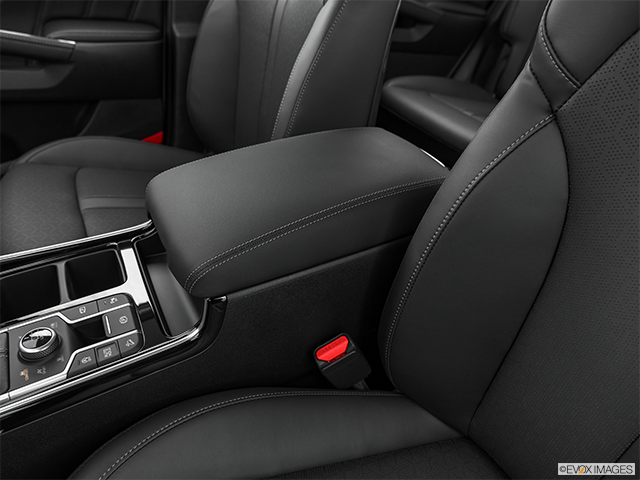 2022 Kia Sorento | Front center console with closed lid, from driver’s side looking down