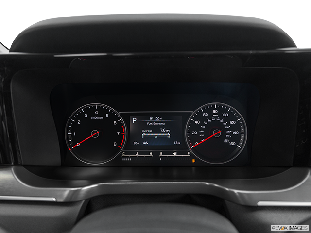 2023 Kia Sorento | Speedometer/tachometer