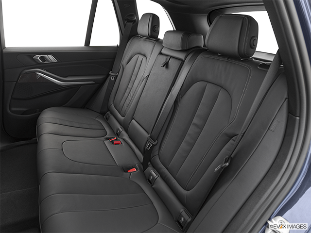2022 BMW X5 | Rear seats from Drivers Side
