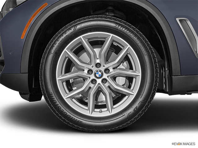 2024 BMW X5 | Front Drivers side wheel at profile