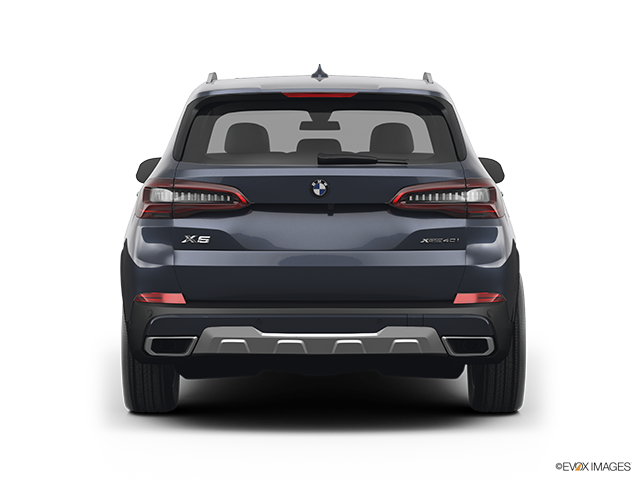 2025 BMW X5 | Low/wide rear