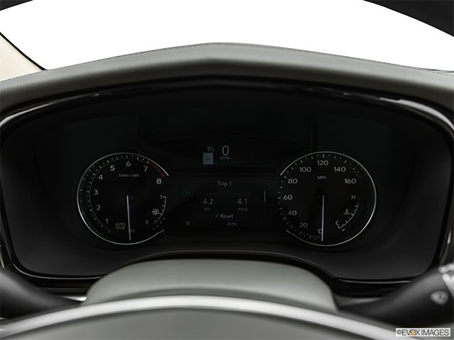 2022 Cadillac XT5 | Speedometer/tachometer