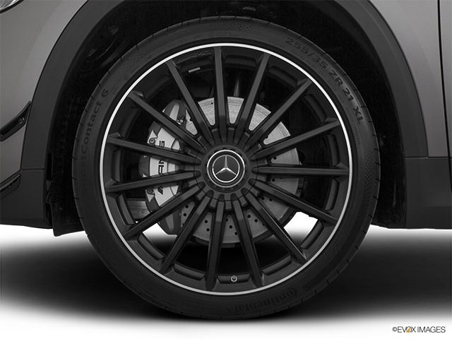 2022 Mercedes-Benz GLA | Front Drivers side wheel at profile