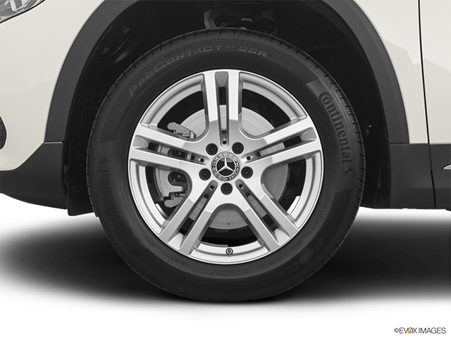 2022 Mercedes-Benz GLA | Front Drivers side wheel at profile