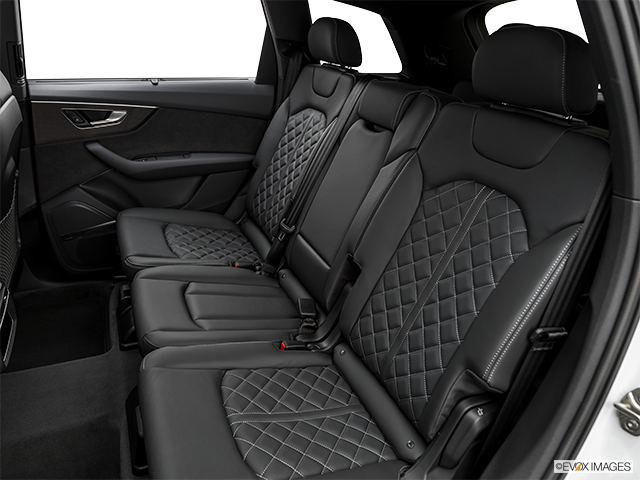 2022 Audi SQ7 | Rear seats from Drivers Side