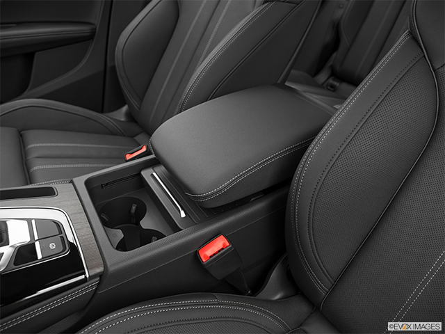 Audi R5 Headrest 2022 Audi Q5 Sportback: Reviews, Price, Specs, Photos and Trims ...