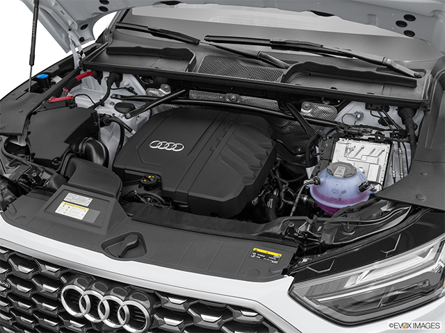 2023 Audi Q5 Sportback | Engine