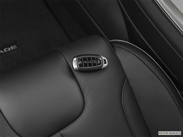 2022 Hyundai Palisade | Key fob on driver’s seat