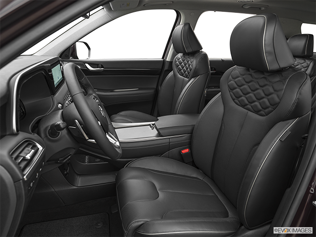 2024 Hyundai Palisade | Front seats from Drivers Side